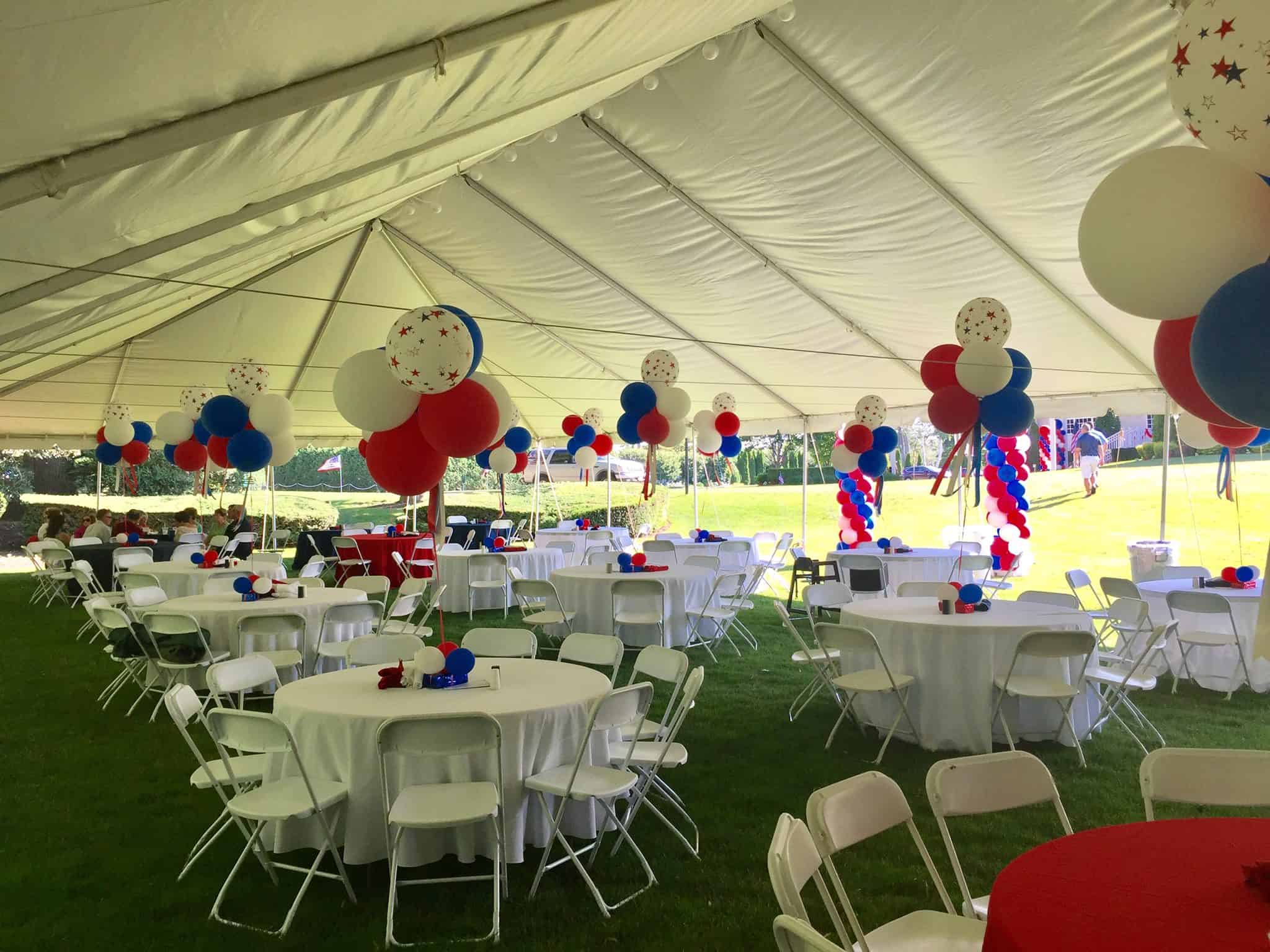 namiot Fourth-of-july-tent-rental-setup